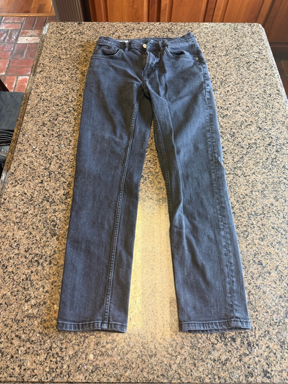 Zara Men's Straight Jeans in Charcoal Black